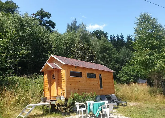 Chalet White Wood Tiny House Darney